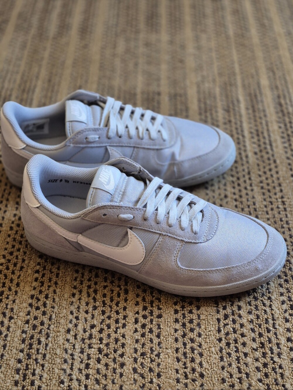 Nike Men’s Light Gray Suede & Mesh Low-Top Sneakers